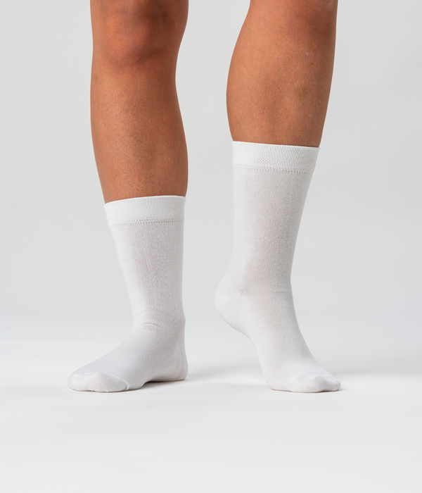 Bambus Pakke - T-shirt & Maxi Trusser & Strømper - Hvid